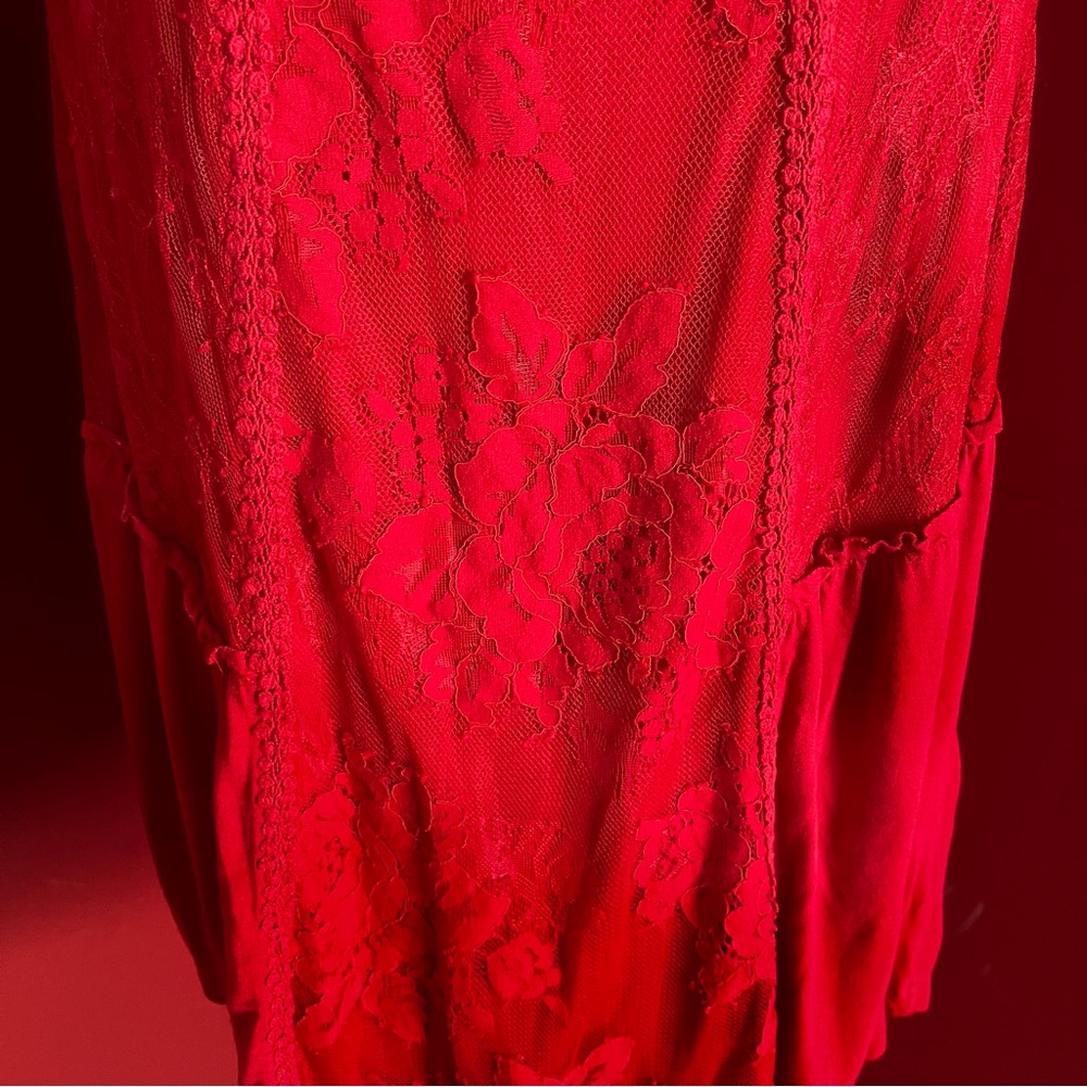 Torrid Red Floral Lace Tank - Picture 13 of 15